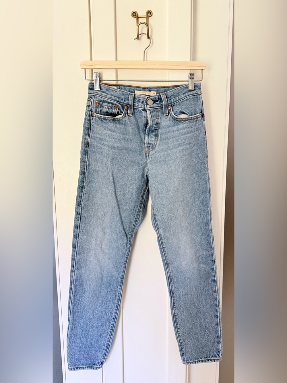 Levi’s Wedgie Jeans